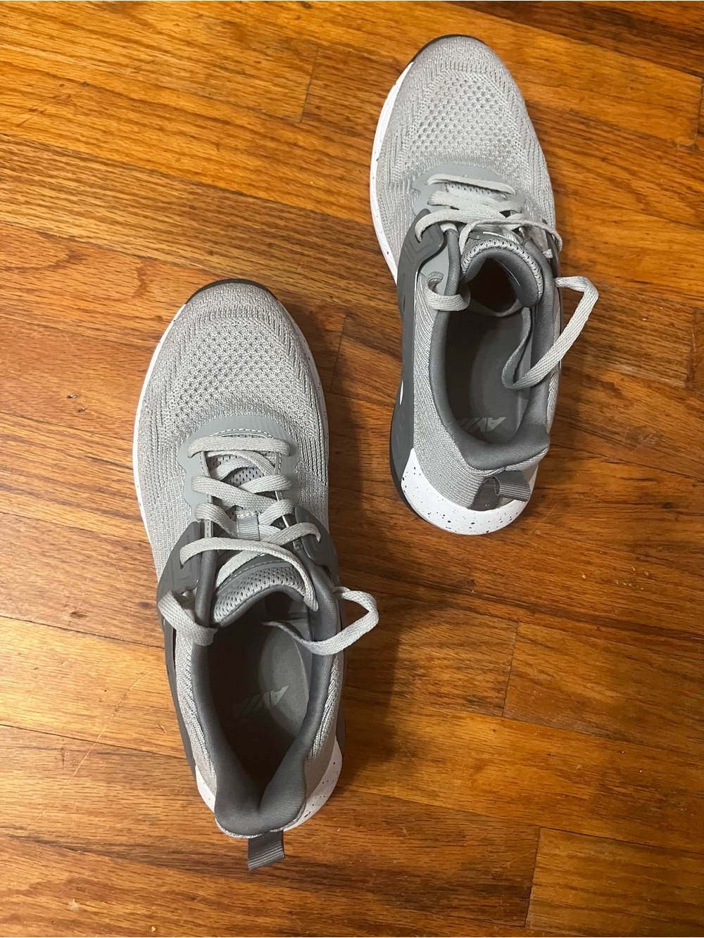 Avia Gray Shoe Interior Label